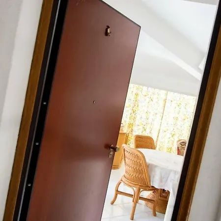 Apartment Via Verdi - With Terrace In The Heart Of